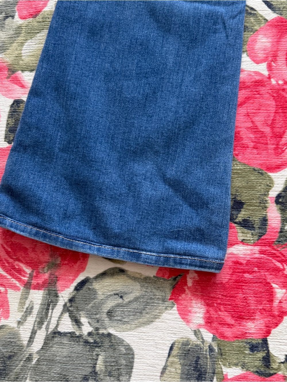 Frame Denim Le High Flare Jeans - Picture 8 of 12